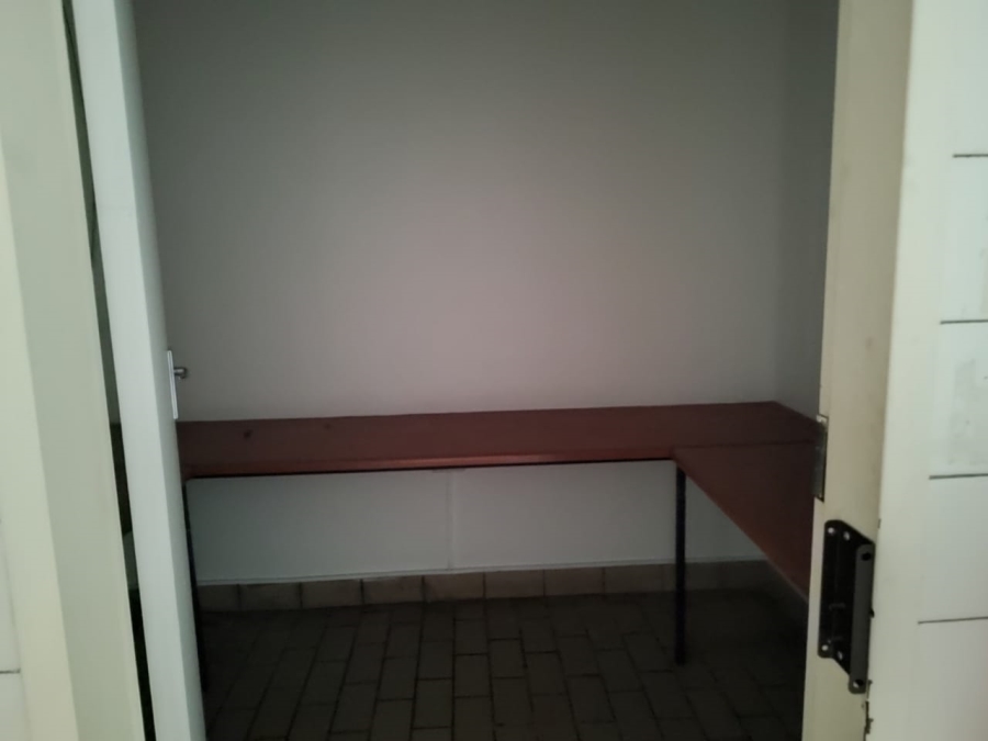 To Let Commercial Property for Rent in Waterkloof Ridge Gauteng