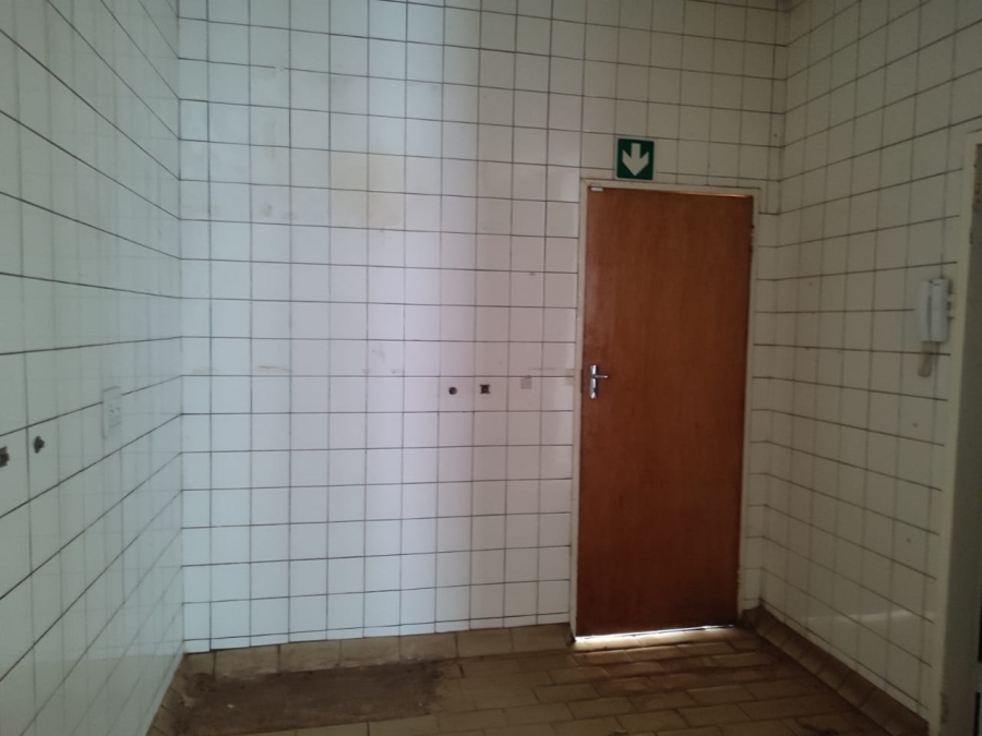 To Let Commercial Property for Rent in Waterkloof Ridge Gauteng