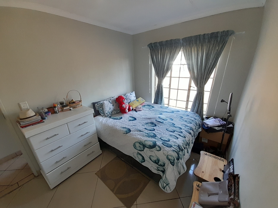 2 Bedroom Property for Sale in Philip Nel Park Gauteng