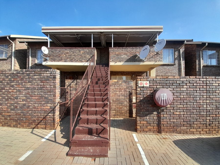 2 Bedroom Property for Sale in Philip Nel Park Gauteng