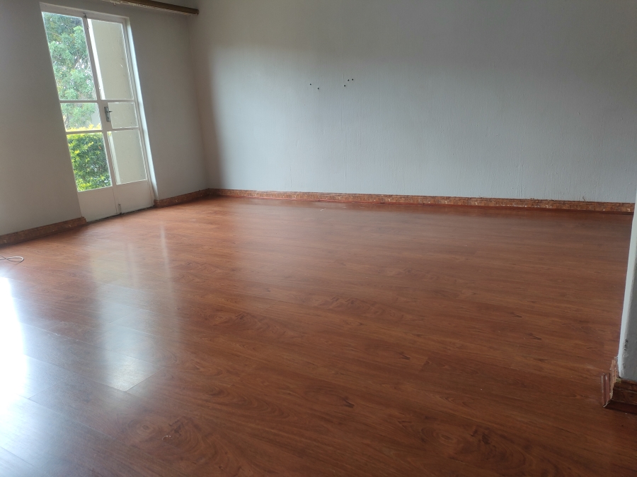 2 Bedroom Property for Sale in La Montagne Gauteng