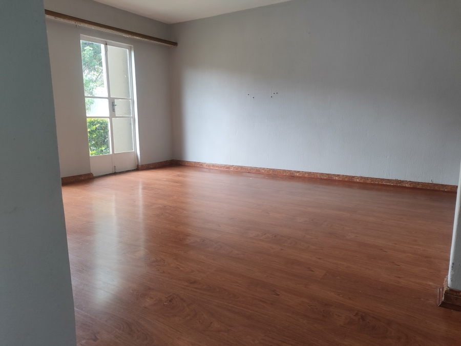 2 Bedroom Property for Sale in La Montagne Gauteng