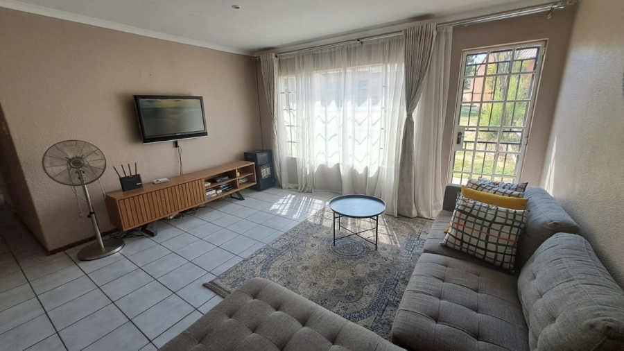 3 Bedroom Property for Sale in Country View Gauteng