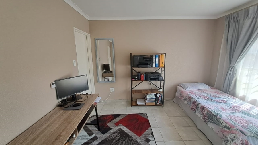 3 Bedroom Property for Sale in Country View Gauteng