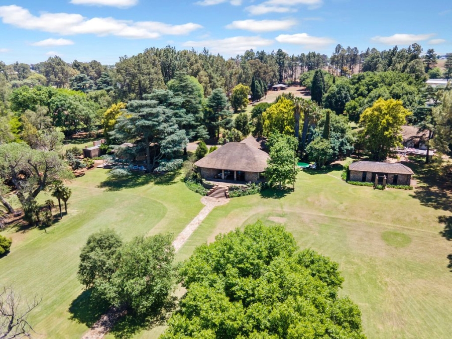 6 Bedroom Property for Sale in Northdene Gauteng
