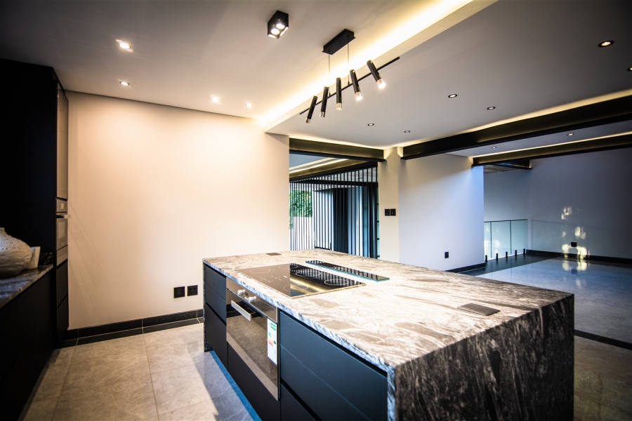 6 Bedroom Property for Sale in Waterkloof Gauteng