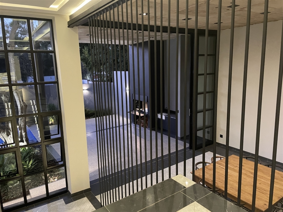 6 Bedroom Property for Sale in Waterkloof Gauteng