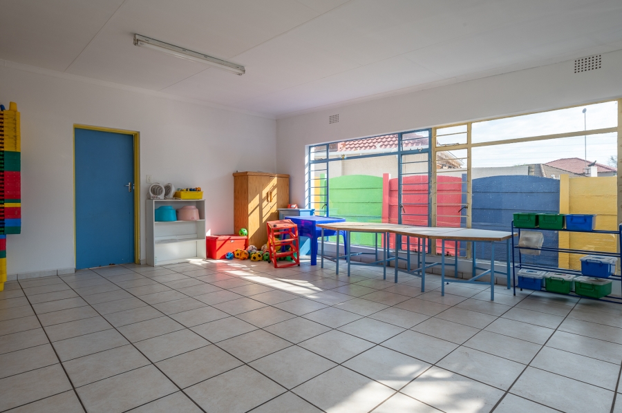 0 Bedroom Property for Sale in Hurlyvale Gauteng