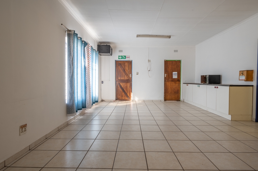 0 Bedroom Property for Sale in Hurlyvale Gauteng