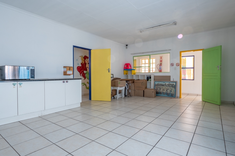 0 Bedroom Property for Sale in Hurlyvale Gauteng