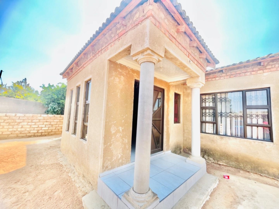 3 Bedroom Property for Sale in Soshanguve KK Gauteng