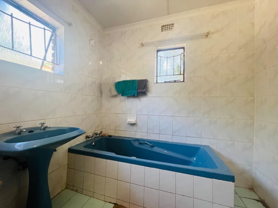 2 Bedroom Property for Sale in Soshanguve AA Gauteng