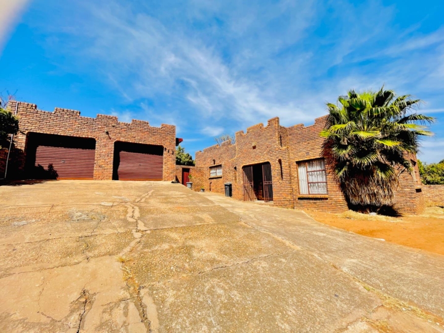 2 Bedroom Property for Sale in Soshanguve AA Gauteng
