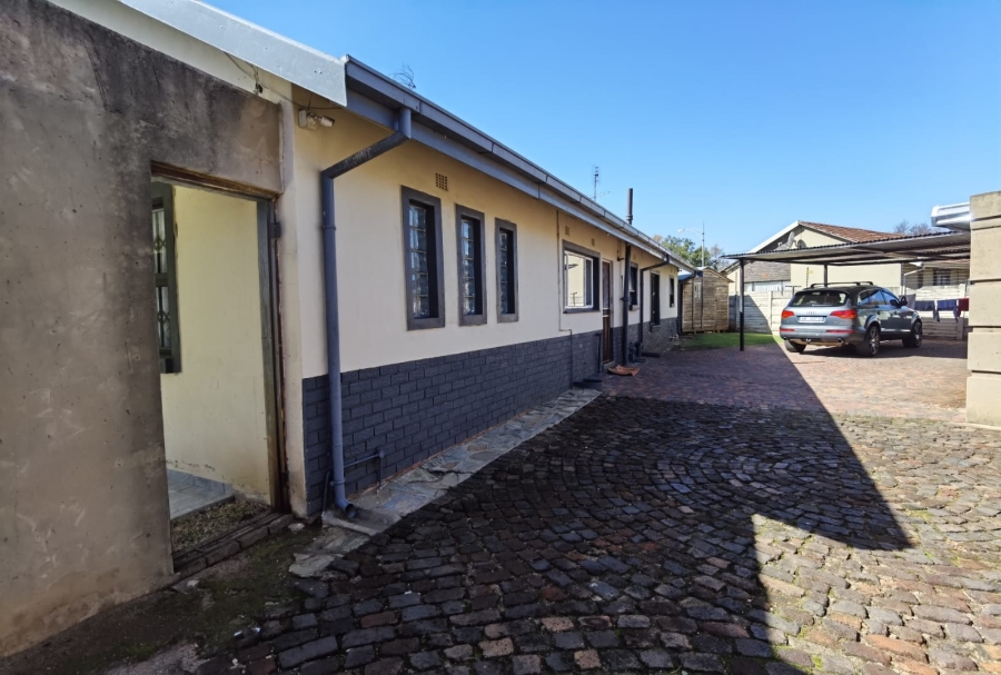 4 Bedroom Property for Sale in Dal Fouche Gauteng