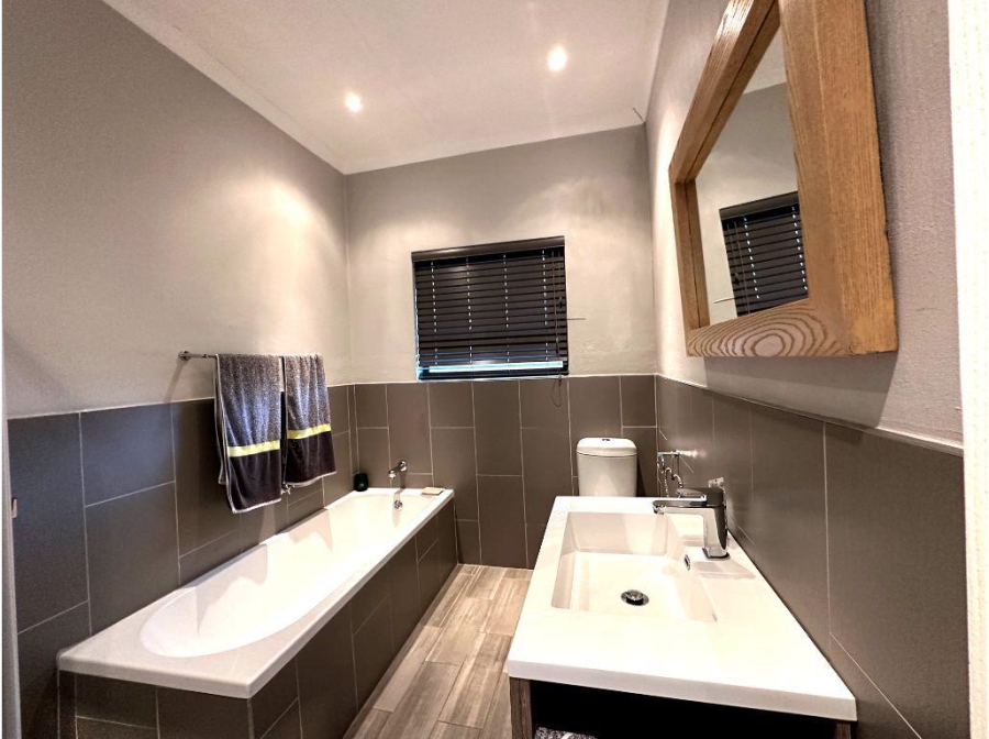 3 Bedroom Property for Sale in Vaalview Gauteng
