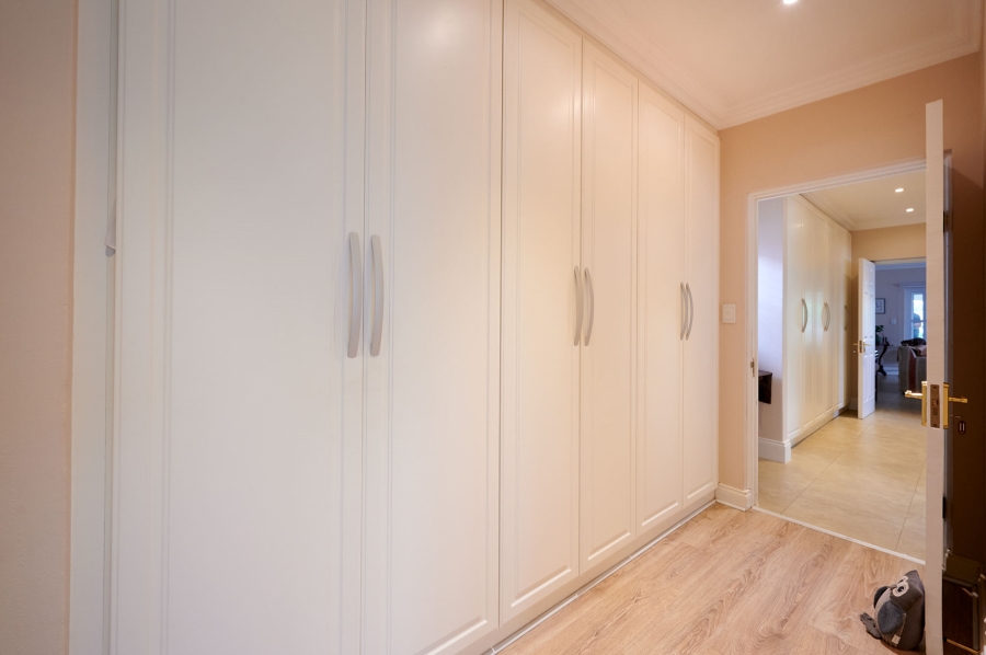 3 Bedroom Property for Sale in Waterfall Valley Mature Lifestyle Estate Gauteng