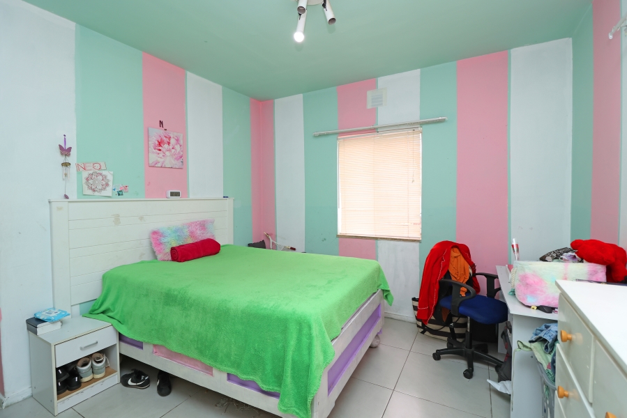 2 Bedroom Property for Sale in Kew Gauteng