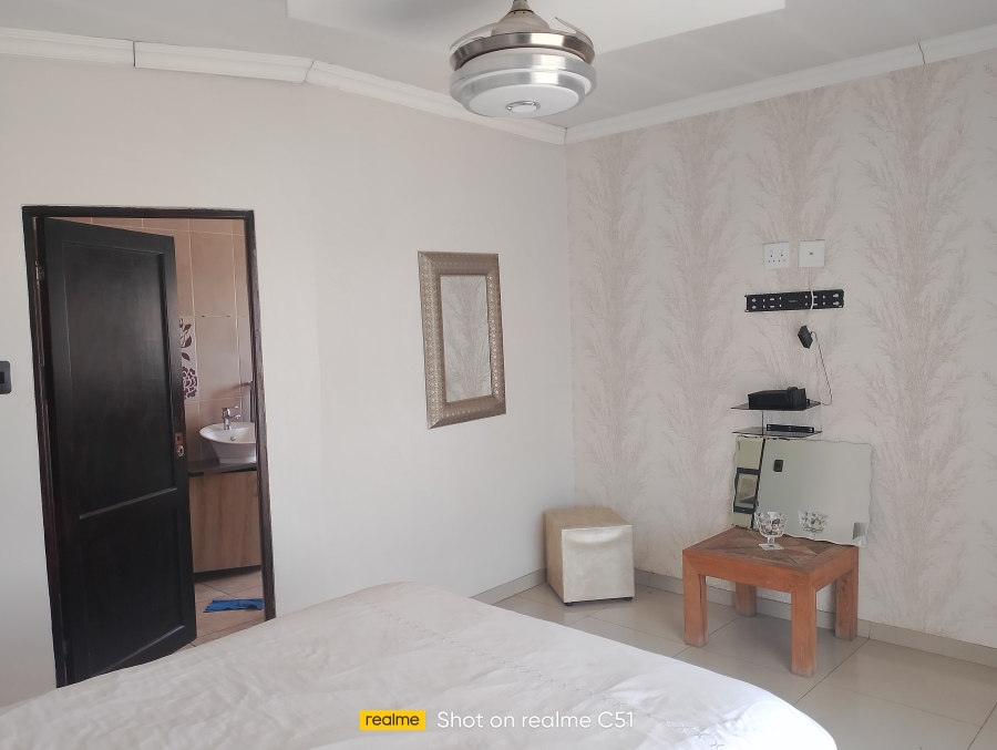 5 Bedroom Property for Sale in Helderwyk Gauteng