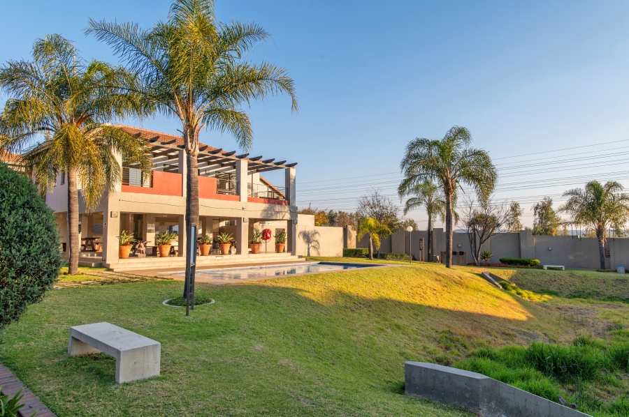 2 Bedroom Property for Sale in Barbeque Downs Gauteng