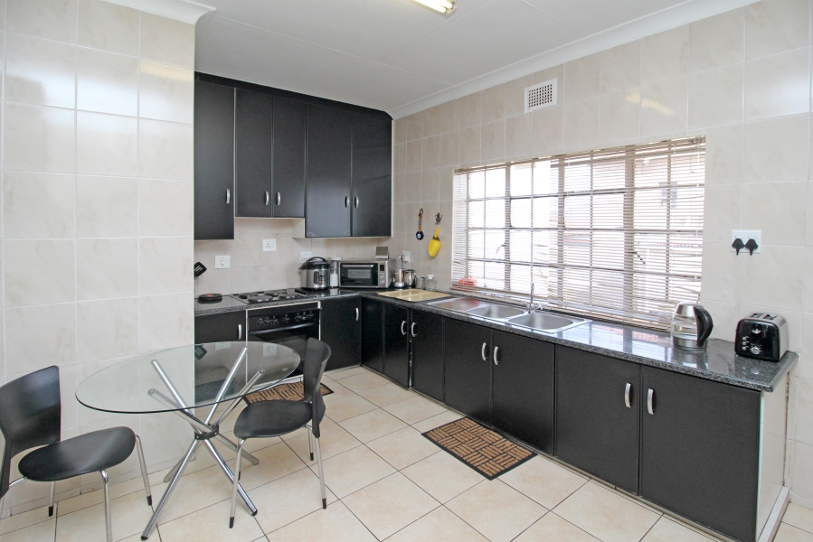 3 Bedroom Property for Sale in Crosby Gauteng
