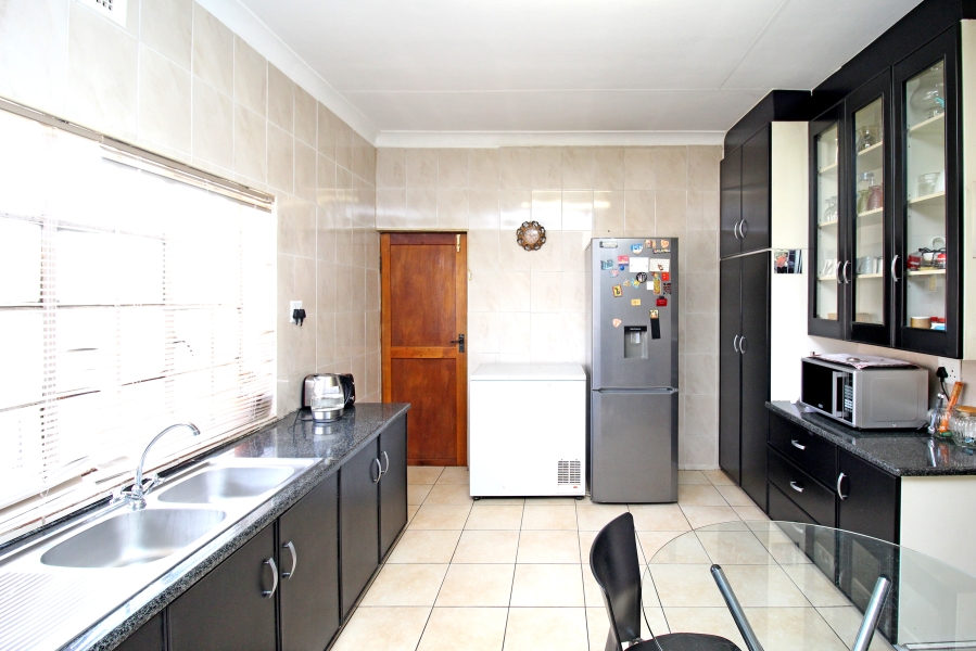 3 Bedroom Property for Sale in Crosby Gauteng
