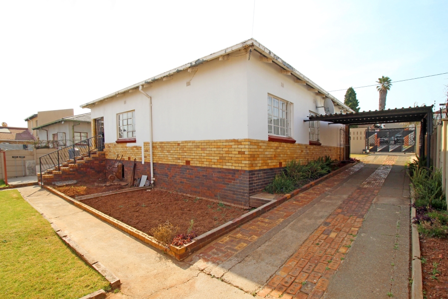 3 Bedroom Property for Sale in Crosby Gauteng