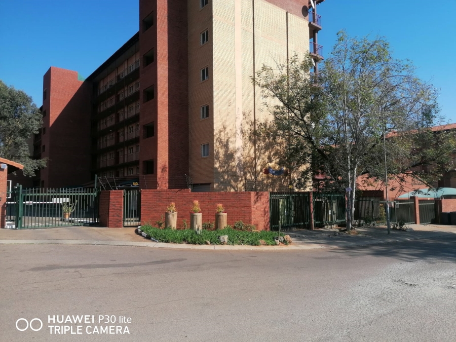 To Let 2 Bedroom Property for Rent in Die Wilgers Gauteng