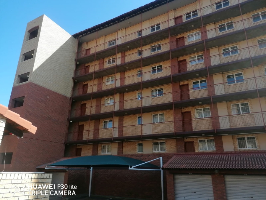 To Let 2 Bedroom Property for Rent in Die Wilgers Gauteng