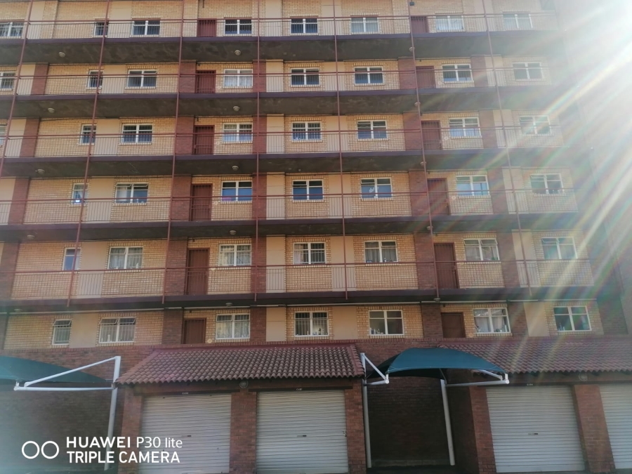 To Let 2 Bedroom Property for Rent in Die Wilgers Gauteng