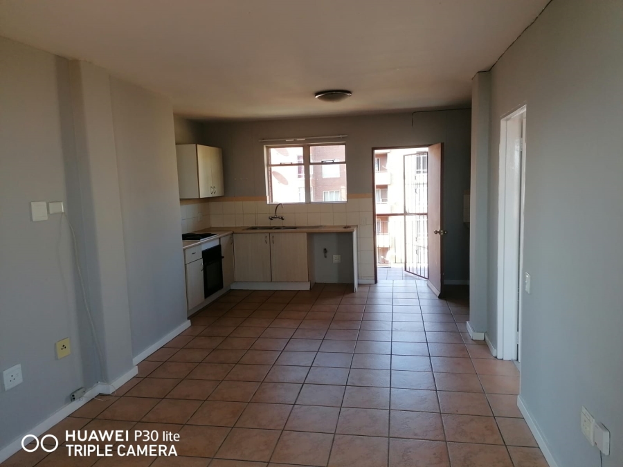 To Let 2 Bedroom Property for Rent in Die Wilgers Gauteng