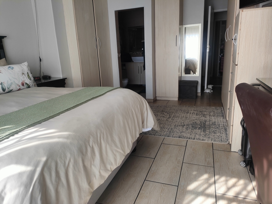 3 Bedroom Property for Sale in Silverton Gauteng