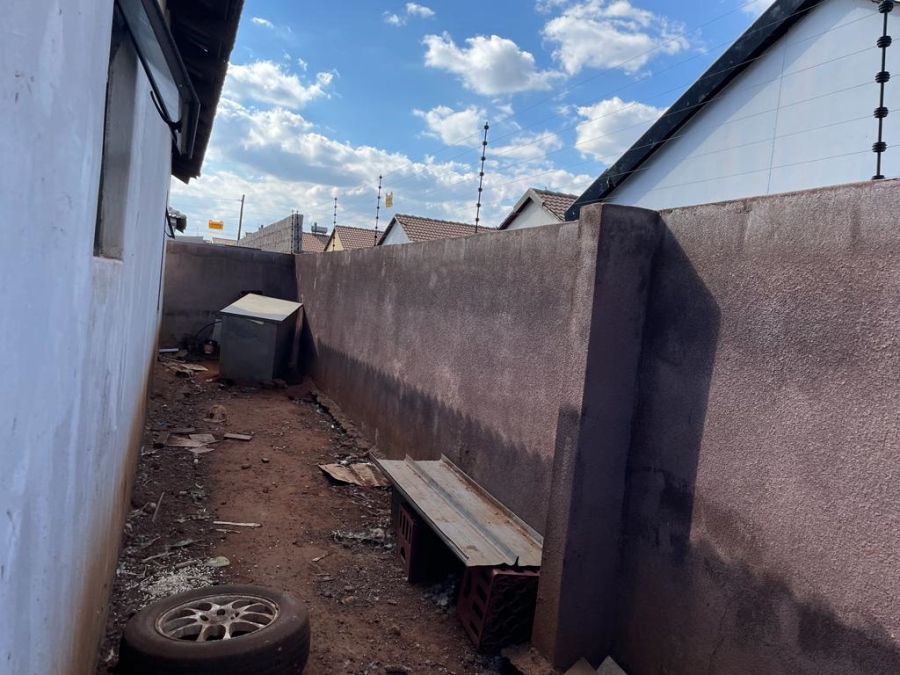 3 Bedroom Property for Sale in Protea Glen Gauteng