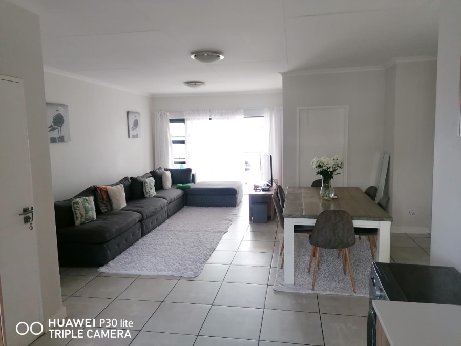 2 Bedroom Property for Sale in Willow Park Manor Gauteng