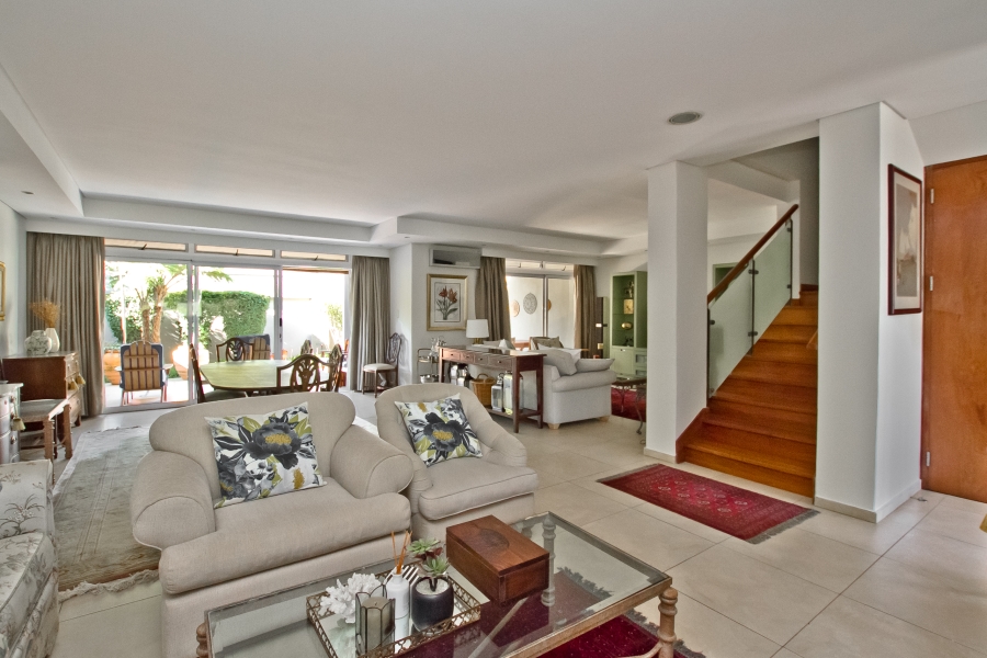 3 Bedroom Property for Sale in Dunkeld West Gauteng