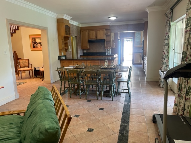 5 Bedroom Property for Sale in Bedfordview Gauteng