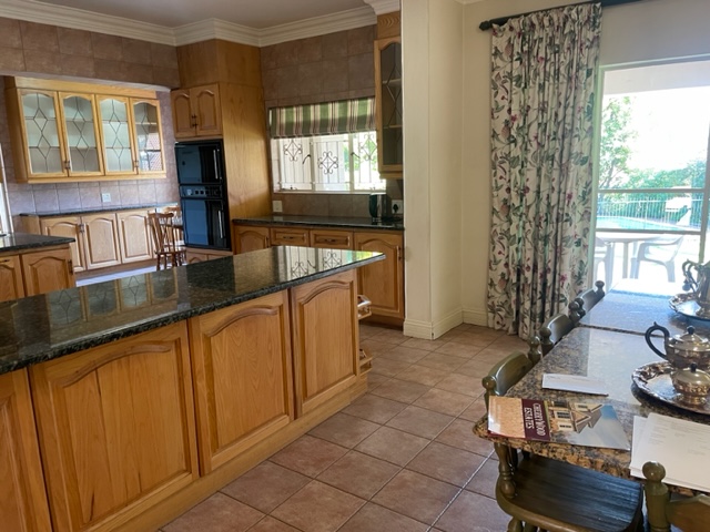 5 Bedroom Property for Sale in Bedfordview Gauteng