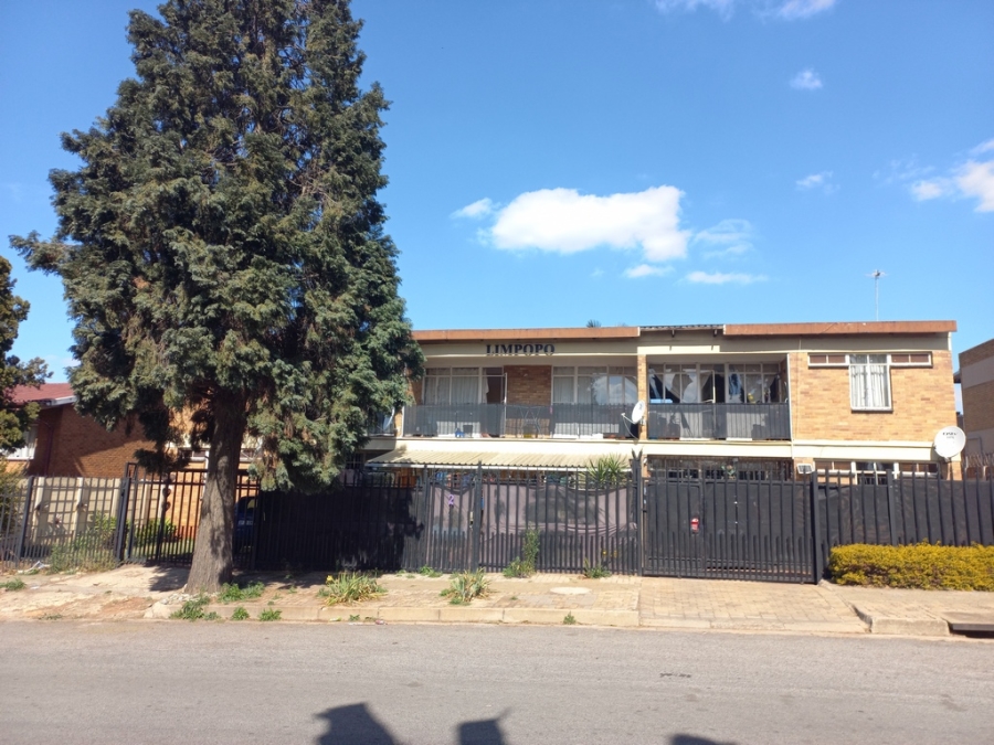 2 Bedroom Property for Sale in Birchleigh Gauteng