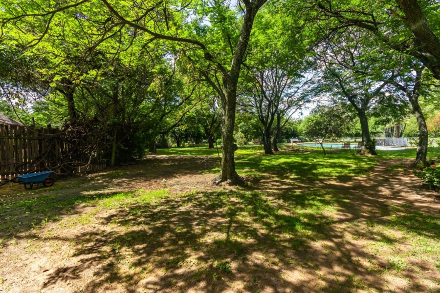 3 Bedroom Property for Sale in Crowthorne AH Gauteng