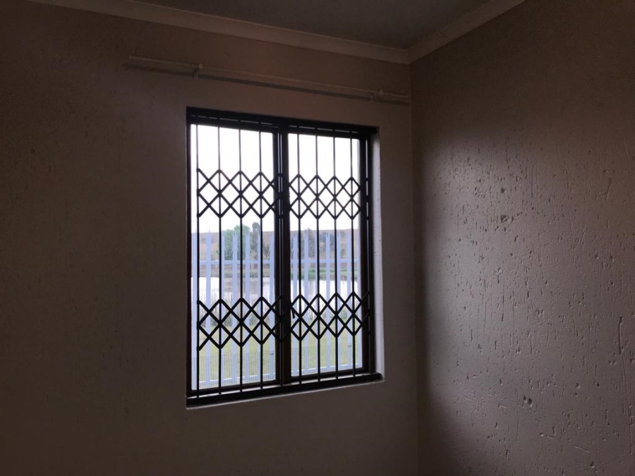 3 Bedroom Property for Sale in Helderwyk Gauteng