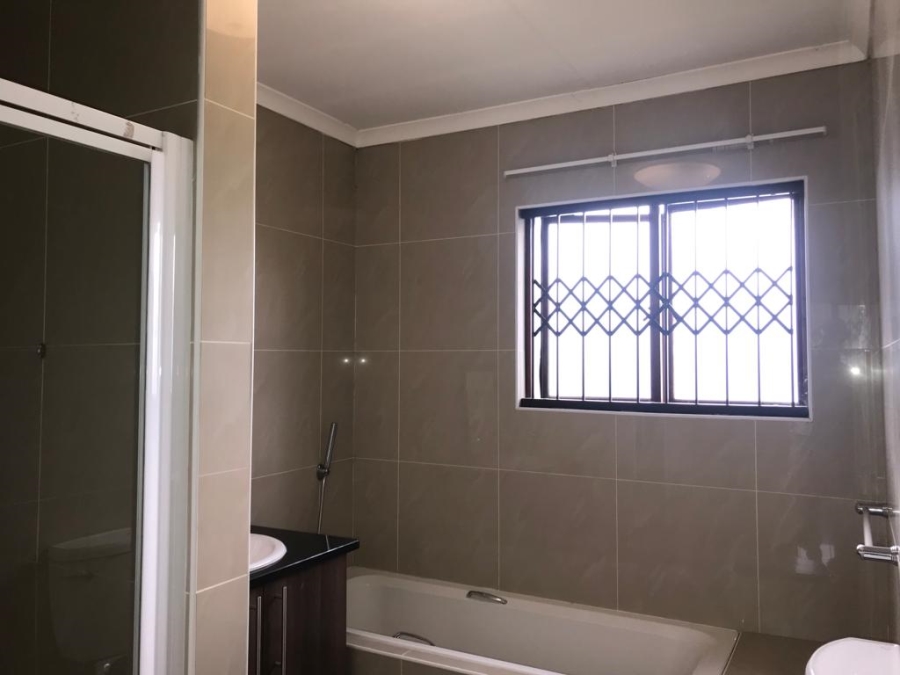 3 Bedroom Property for Sale in Helderwyk Gauteng