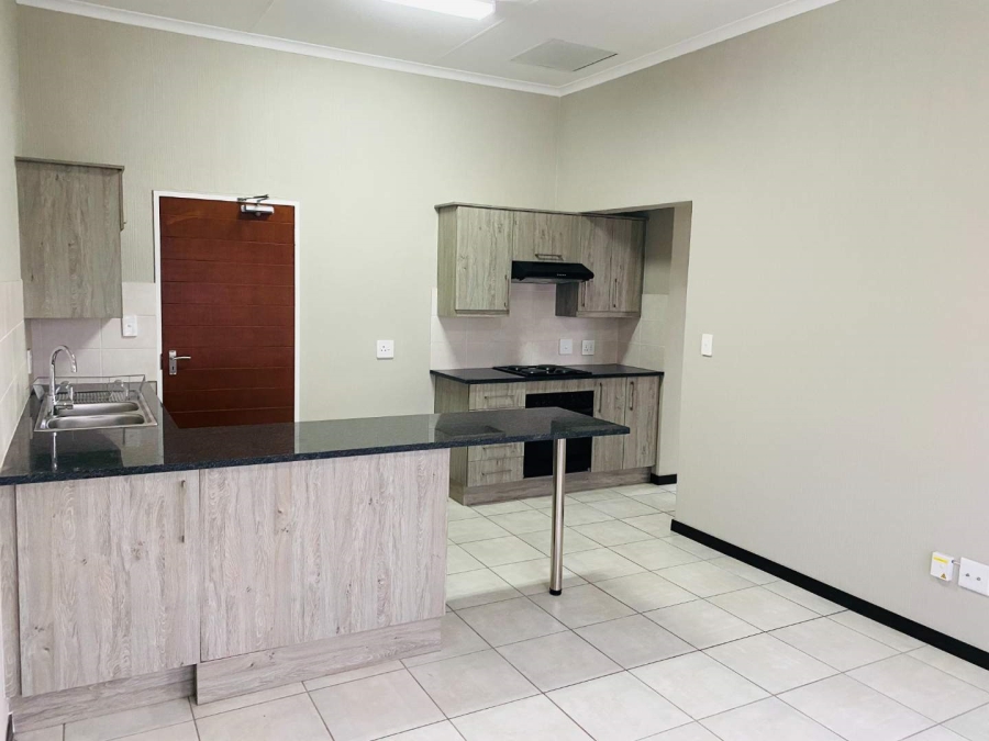 2 Bedroom Property for Sale in Barbeque Downs Gauteng