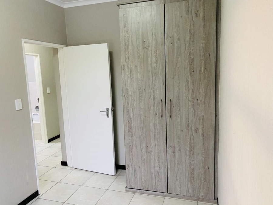 2 Bedroom Property for Sale in Barbeque Downs Gauteng