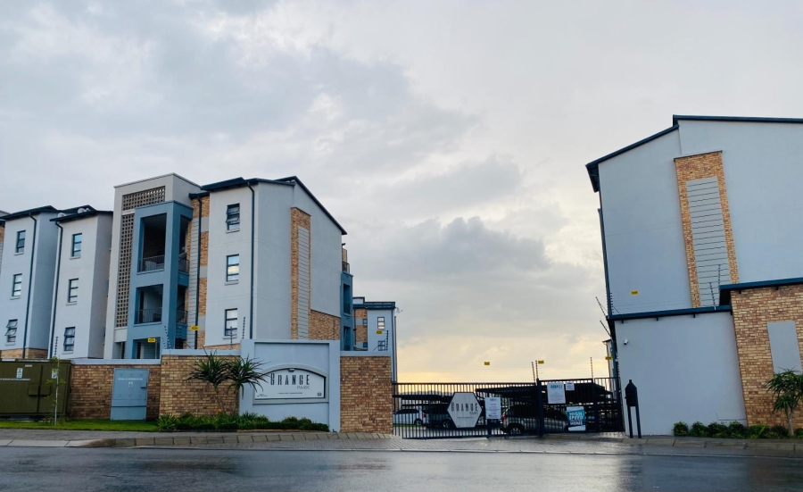 2 Bedroom Property for Sale in Barbeque Downs Gauteng