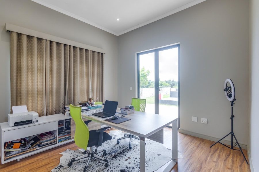 4 Bedroom Property for Sale in Blue Hills Equestrian Estate Gauteng