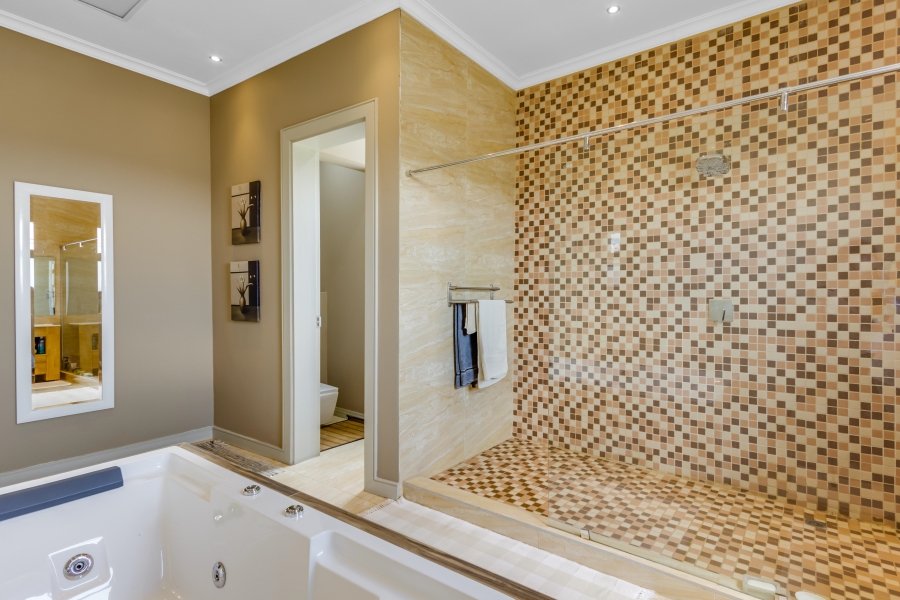 4 Bedroom Property for Sale in Blue Hills Equestrian Estate Gauteng