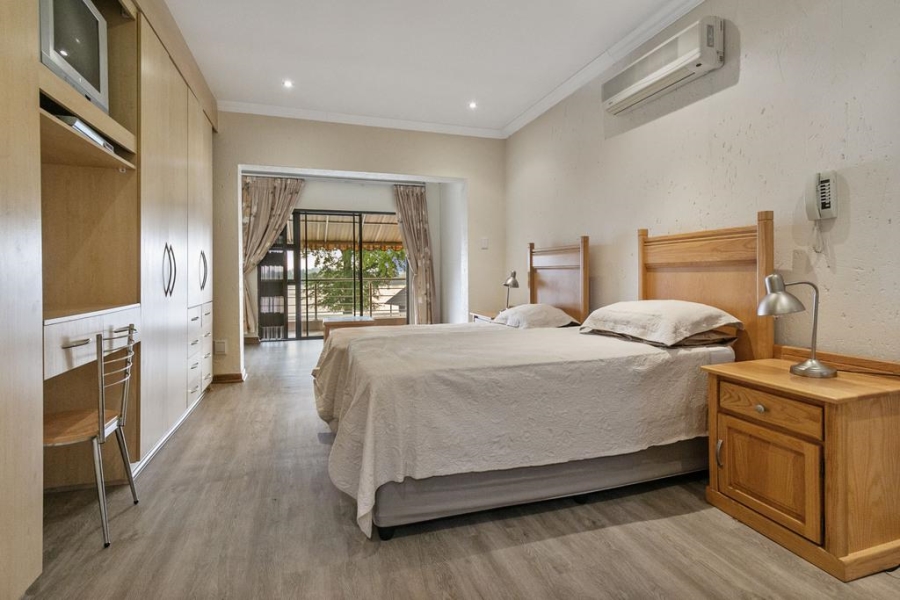 4 Bedroom Property for Sale in Theoville Gauteng