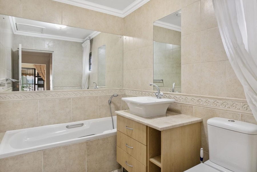 4 Bedroom Property for Sale in Theoville Gauteng