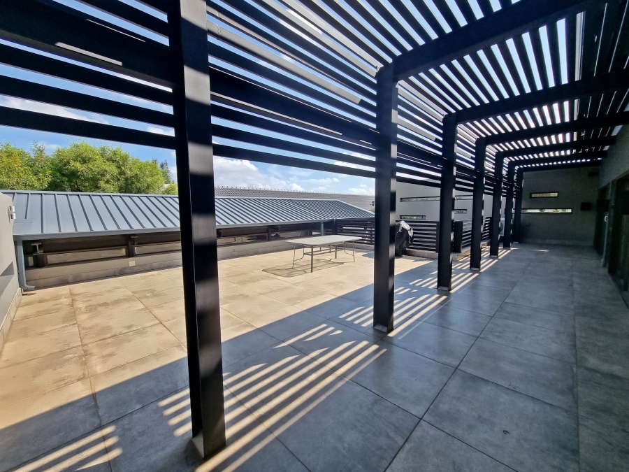 4 Bedroom Property for Sale in Midstream Hill Gauteng