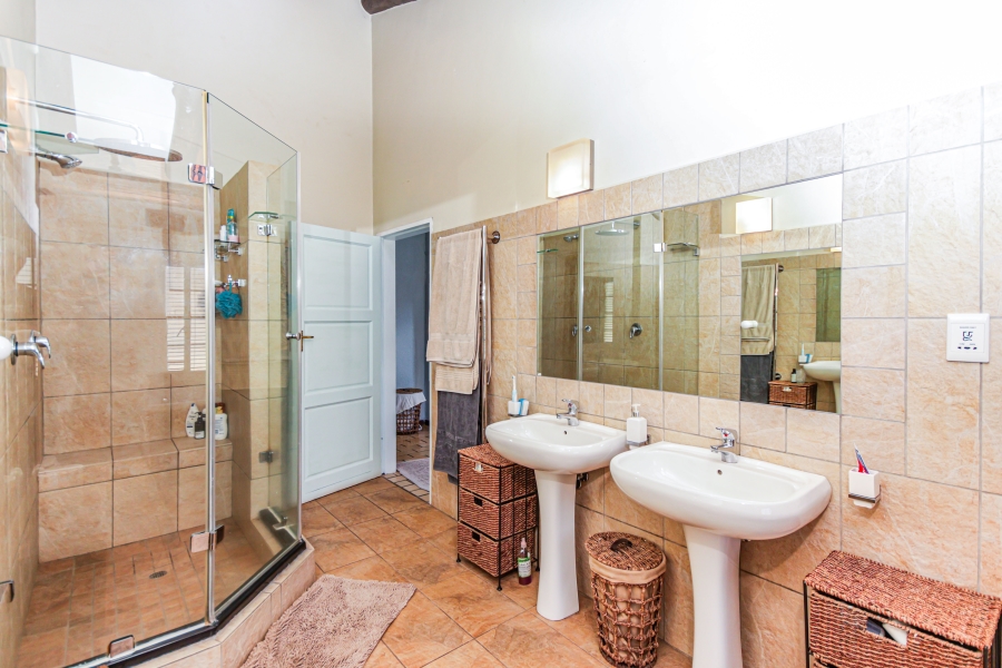 9 Bedroom Property for Sale in Sun Valley Gauteng