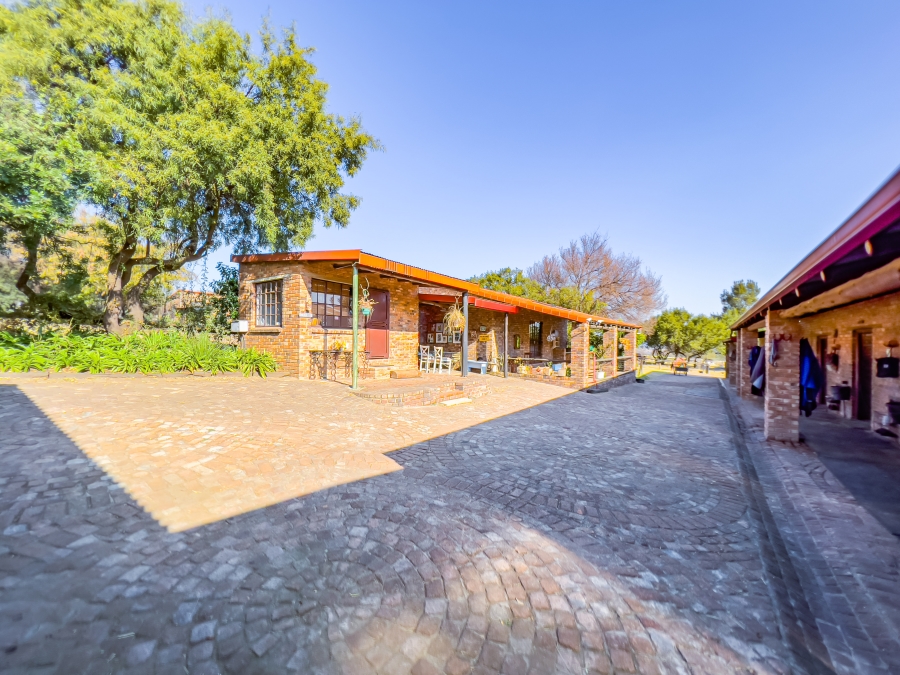 9 Bedroom Property for Sale in Sun Valley Gauteng